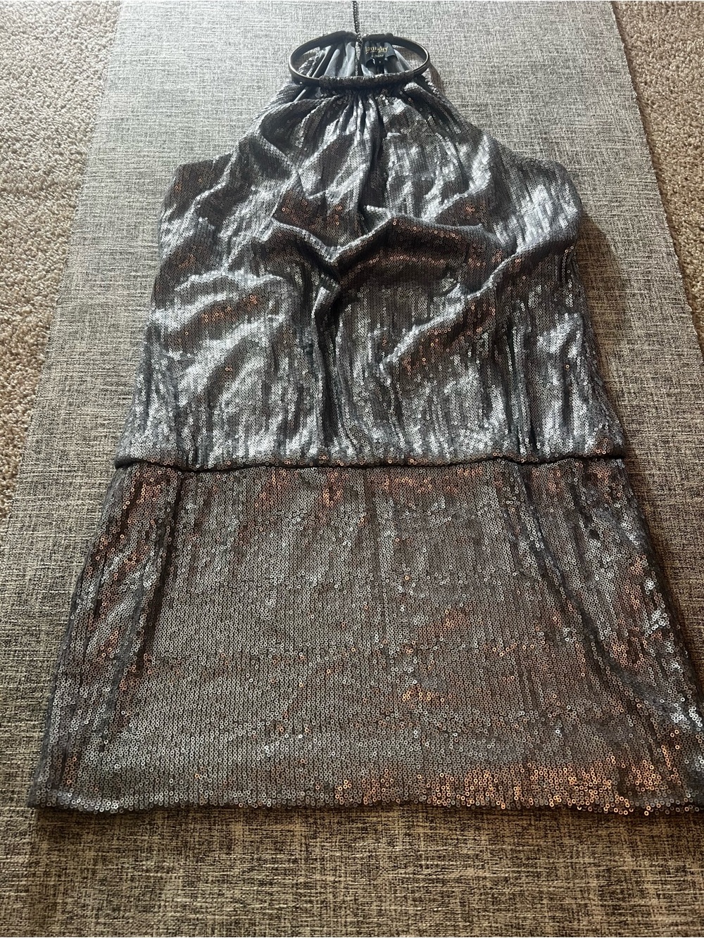 Laundry by Shelli Segal Silver Sequin Halter Mini Cocktail Dress Size 8 - Picture 3 of 11